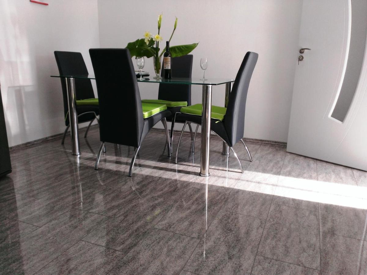 Apartments Jasminka Solin Rum bild